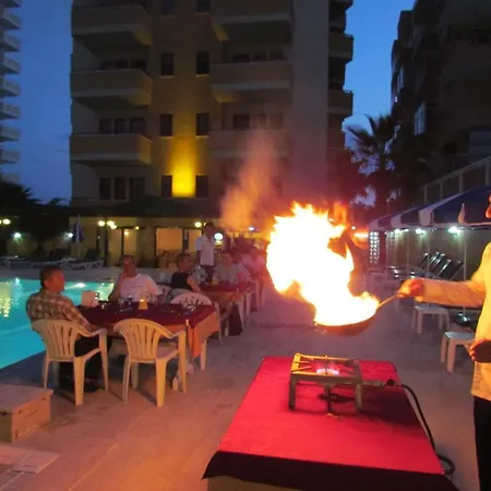 Gold Twins Family Hotel 3*