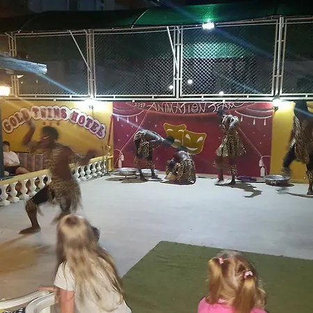 Gold Twins Family Hotell Mahmutlar